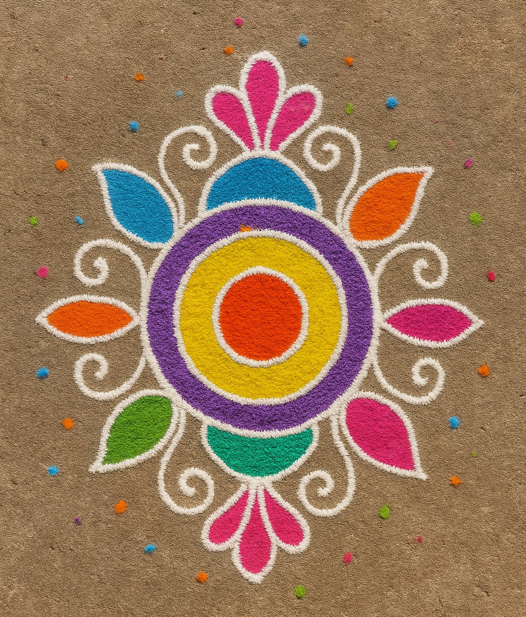 रंगीत पावडरसह होळी रांगोळी डिझाइन